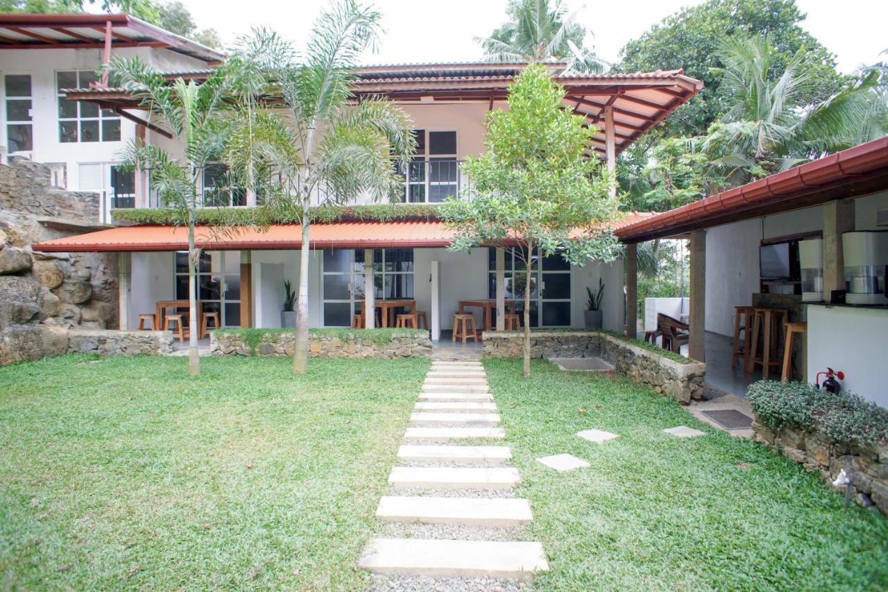 Pineview Hotel Unawatuna Exterior foto